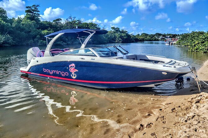 1 Hour Private Boat Tour in Fort Lauderdale Up to 12 people - Cruising Fort Lauderdale’s Venice of America Waters, Privately