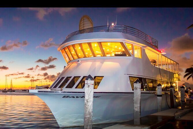 3 Story 100ft Hip Hop Yacht Party with 3 Hour Open Bar - Key Things I’d Notice Before You Go