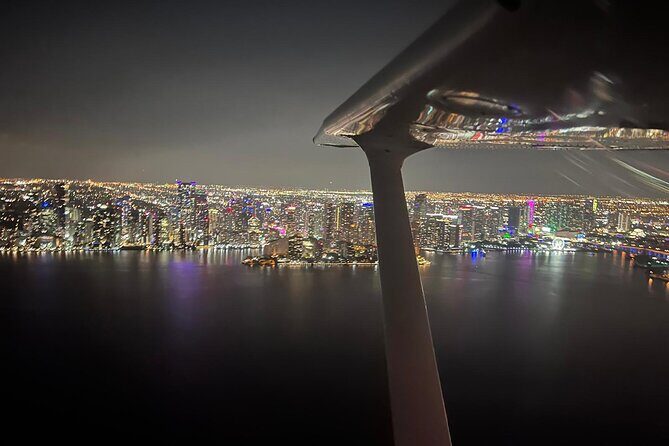 45-Minute Miami Beach Sunset Breathtaking Flight Tour - Getting there: meeting point, parking, and the easiest kind of check-in