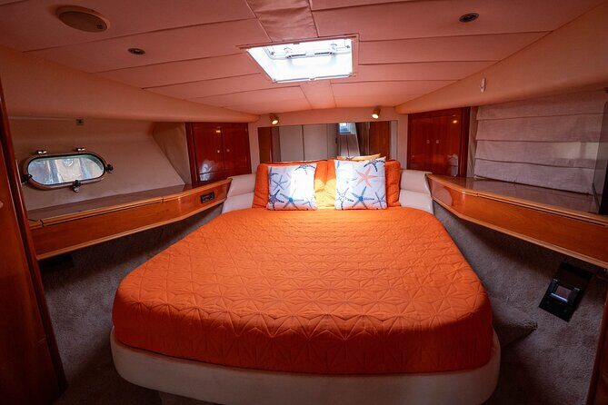70ft + Free Hour | Miami Yacht Rental | 3 to 8 Hours | 13 ppl - A balanced look at service: what can go right, and what to check