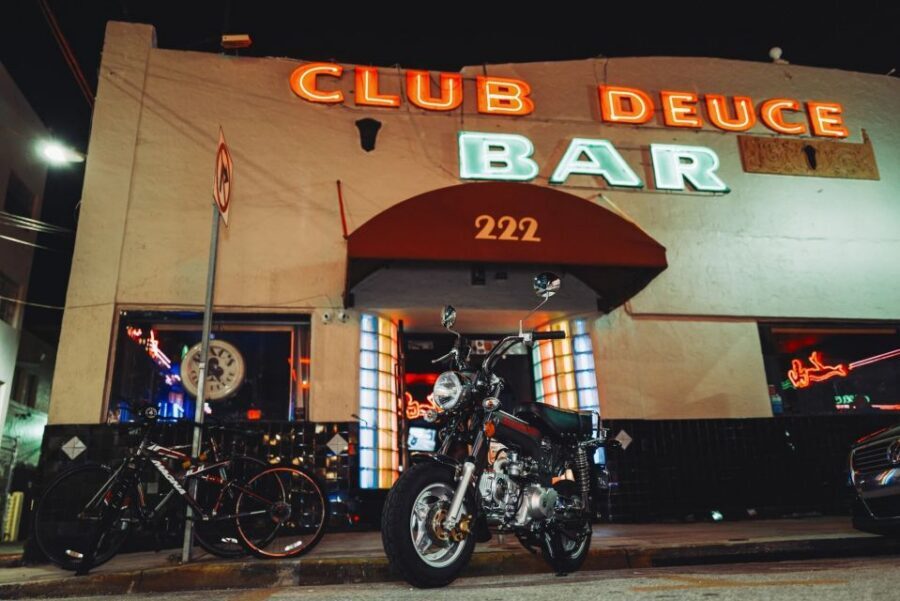 Award-winning Art Deco & Neon Lights Walking Tour - Should You Book This Art Deco and Neon Lights Walking Tour?