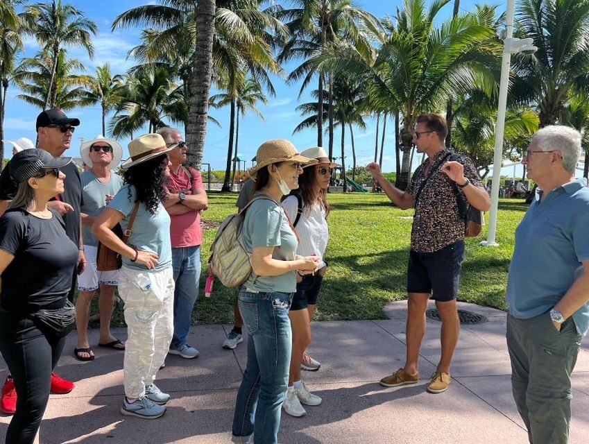 Award-winning Art Deco & Neon Lights Walking Tour - Value at $49: Why 150 Minutes Beats a Random Sights Walk