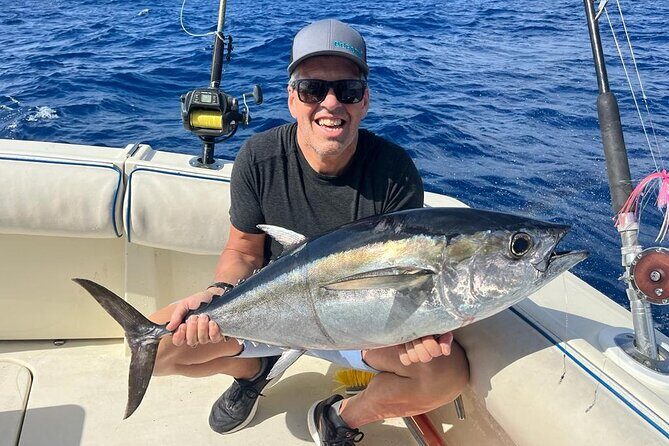 Deep sea fishing charters in Fort Lauderdale aboard 52' Hatteras - What happens with your catch: fillets, cleaning, and dinner plans