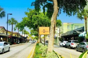 Fort Lauderdale, Las Olas, Around the World Food Tour Experience - Stop 1 on Las Olas: Cajun-Creole with a New Orleans vibe
