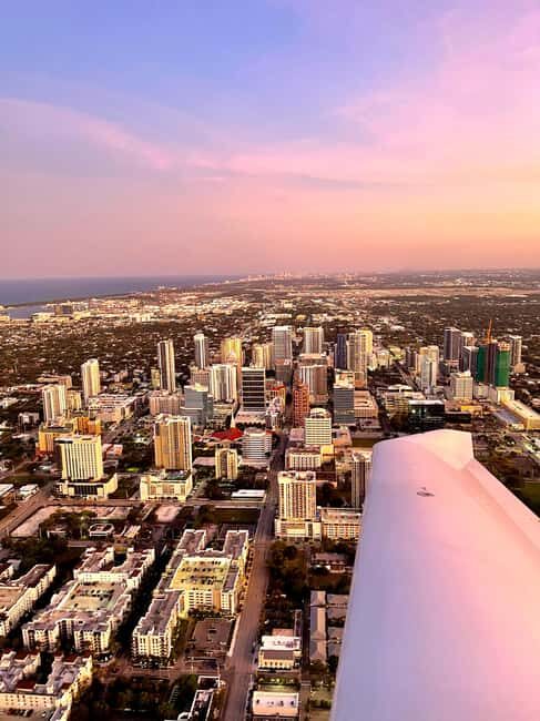 Fort Lauderdale & Miami: Private Luxury Airplane Tour - Hollywood and Sunny Isles Beach: a quick break plus coastal variety