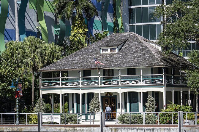 Fort Lauderdale Millionaire Homes Sightseeing Cruise + Free Drink - Stop-by-stop: what you’ll spot (and why it’s worth looking)