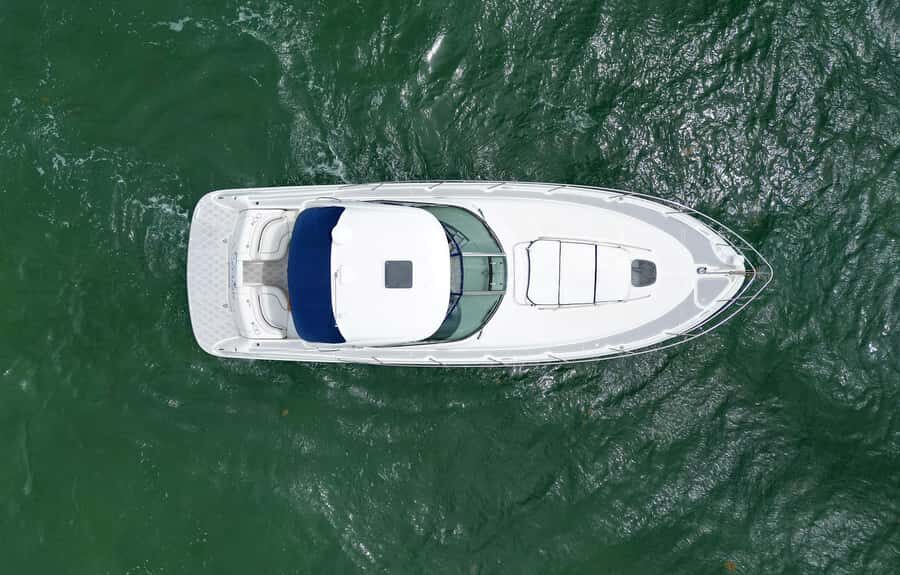 Fort Lauderdale: Private Yacht Cruise - Your Tunes, Your Drinks, Your Day Plan