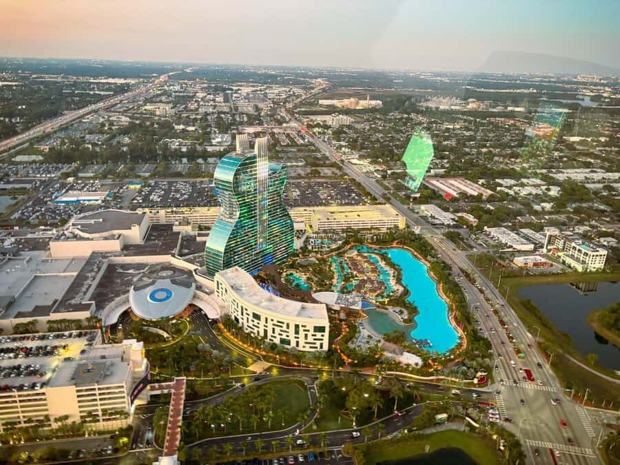 Fort Lauderdale : Romantic Champagne Helicopter Flight Tour - Why Fort Lauderdale from the air feels different