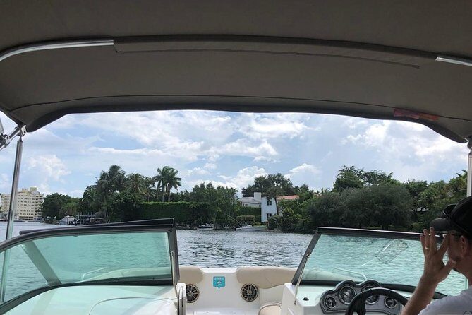 Fully Private Speed Boat Tours, VIP-style Miami Speedboat Tour of Star Island! - Biscayne National Park Stretch: Wildlife Chances and Big-Water Calm