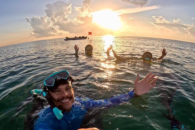 Hollywood Snorkel, Kayak & Paddleboard with Reefs and Sculptures - Snorkeling gear that’s actually ready to use