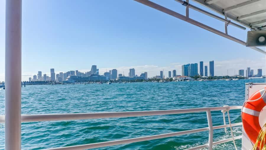Hop-on Hop-off Water Taxi in Miami and Miami Beach - Venetian Islands and the millionaires-home vibe (from the water)