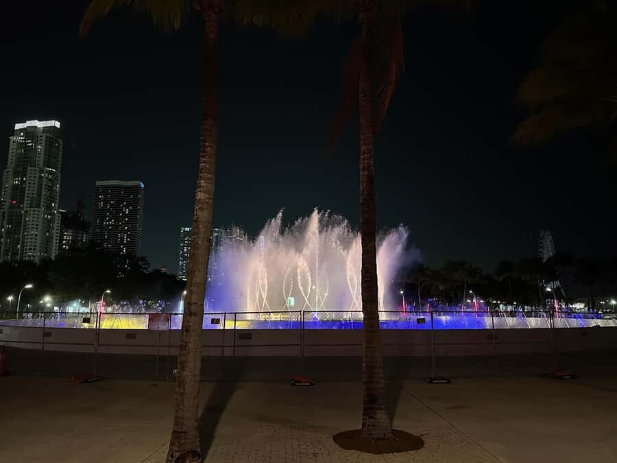 Hop-on Hop-off Water Taxi in Miami and Miami Beach - Price and value: is $20 for 1.5 hours a fair deal?
