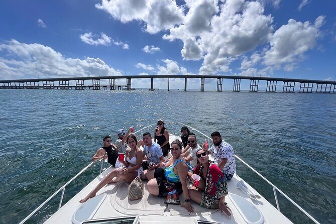Island Fun Yacht Rental in Miami Beach - Key Highlights Worth Centering Your Plan On