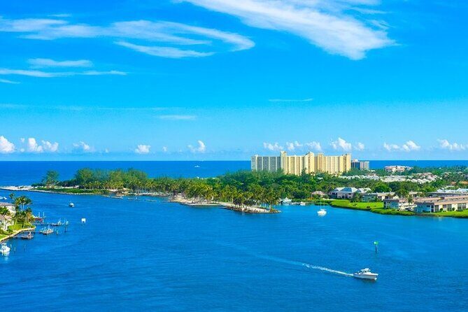 Jupiter Island Water Tour - Stop 1: Jupiter Island views and the famous names you’ll hear