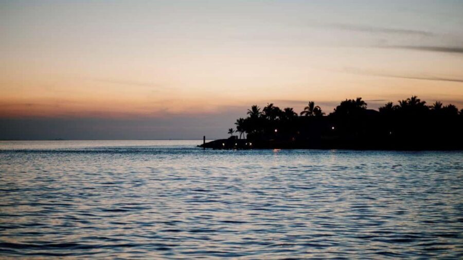 Key West: Catamaran Champagne Sunset Sail - Should You Book This Key West Catamaran Champagne Sunset Sail?