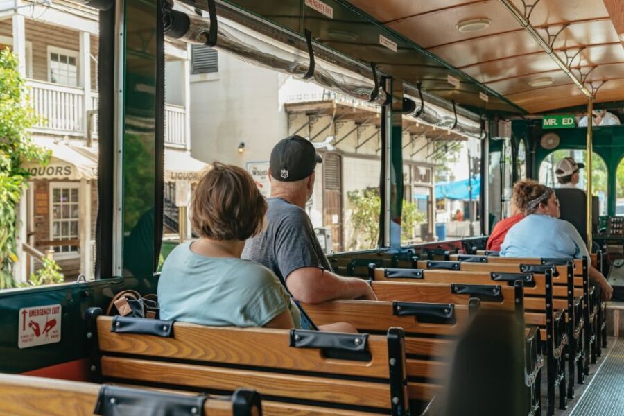 Key West: Old Town Trolley 13-Stop Hop-On Hop-Off Tour - Roosevelt Avenue and the Fort Side: Roosevelt Station to Casa Marina