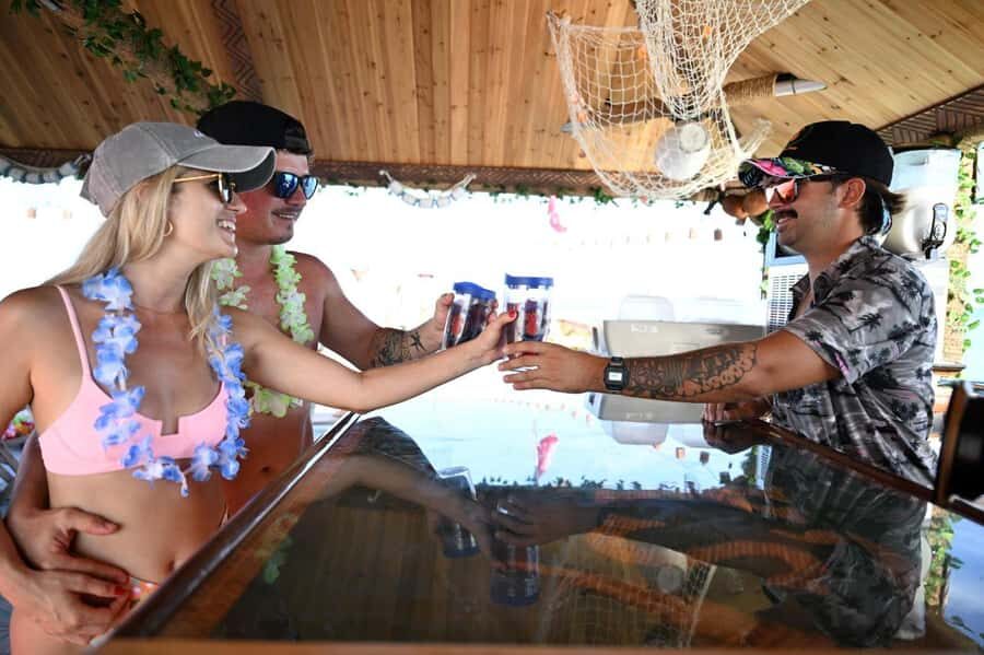 Key West: Sandbar Safari Tiki Cruise - Your best plan at the sandbar stop