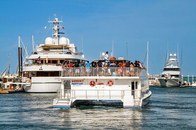 Key West Sunset Buffet Dinner Cruise with Open Bar and Live Music - Getting a Great Sunset: Where to Stand and How to Keep It Calm