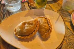 Little Havana Walking Tour – Food Tastings, Traditions & Music - Start at the Little Havana Visitor Center (and Set Expectations)