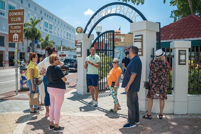 Little Havana Walking Tour – Food Tastings, Traditions & Music - Party Cake Bakery: Pastries, Cafecito, and the Daily Social Loop