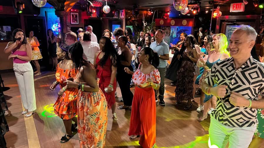 Mango's Miami: Salsa Lessons, Mojitos, Bites & Live Music - 10:00pm to 5:00am: Mango’s Nightclub, live band, and tropical shows