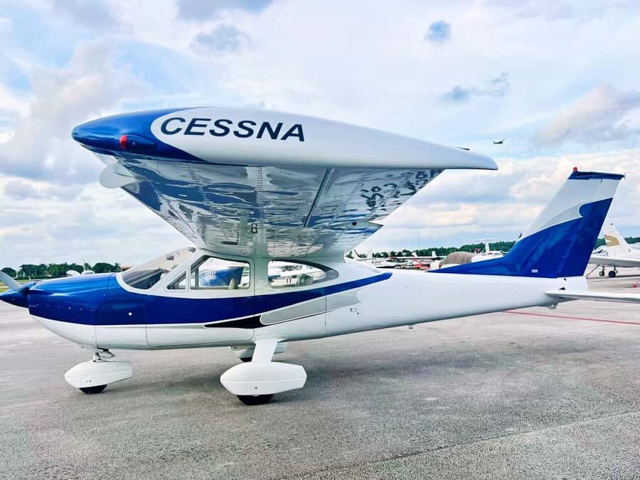 Miami 50-Minute Airplane Tour: Beaches, Islands & Downtown - Port of Miami and the Downtown skyline over Brickell