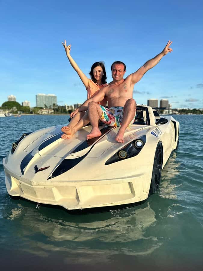 Miami Beach: 1 Hour Jetcar Rentals & 30min Celeb Boat Tour - 30-minute celebrity boat tour for Miami skyline time