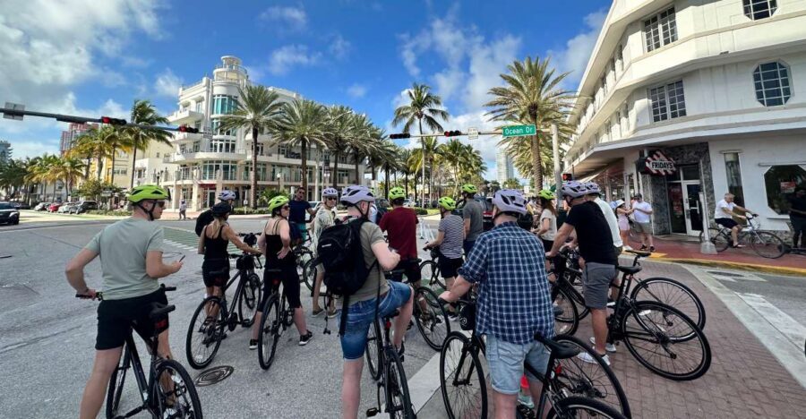 Miami Beach: Bike or eBike Rental with Map - Key things that make this ride worth your time