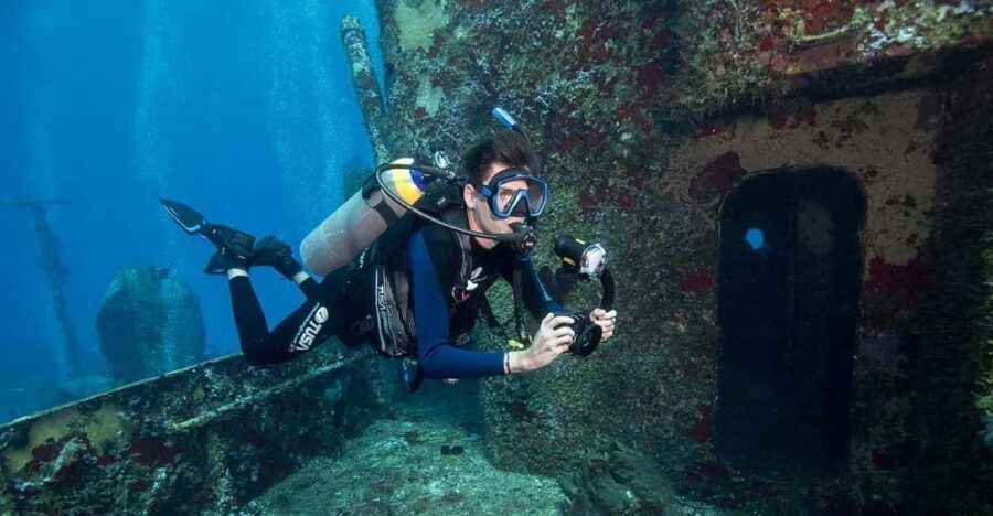 Miami Beach: Guided 2-Tank Reef and Wreck Dive Trip - Getting to Bill Bird Marina and the Sea Mi Amor at slip E15