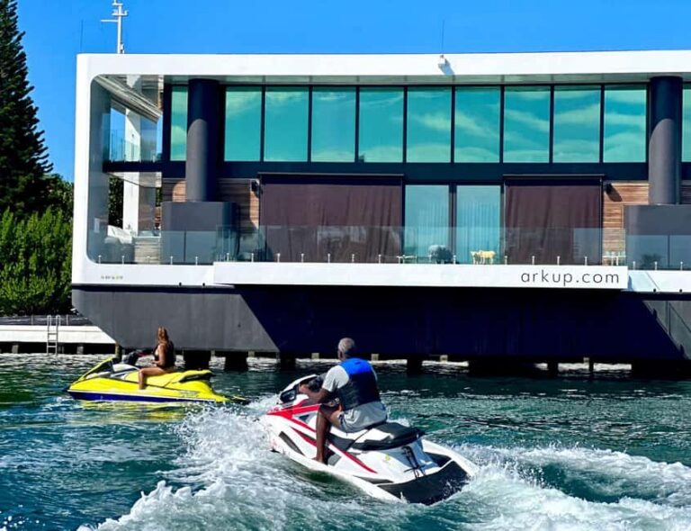 Miami Beach: WaveRunner 1 Hour Rental & 1 Hour Boat Ride - Jet Ski Training and Safety Gear: Built for First-Timers