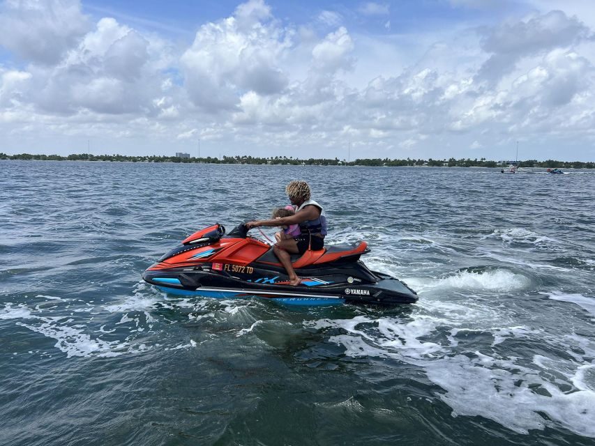 Miami: Biscayne Bay Jet Ski Rental & Free Boat Ride - The 1-hour jet ski rental: solo vs tandem, weight limits, and safety basics