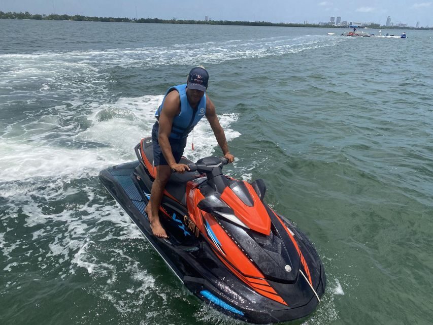 Miami: Biscayne Bay Jet Ski Rental & Free Boat Ride - Who should book this Biscayne Bay jet ski experience
