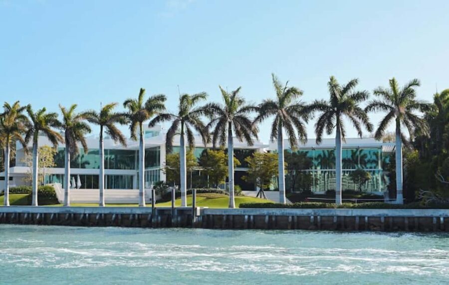 Miami: Biscayne Bay Millionaire's Homes Sightseeing Cruise - Quick hits before you board
