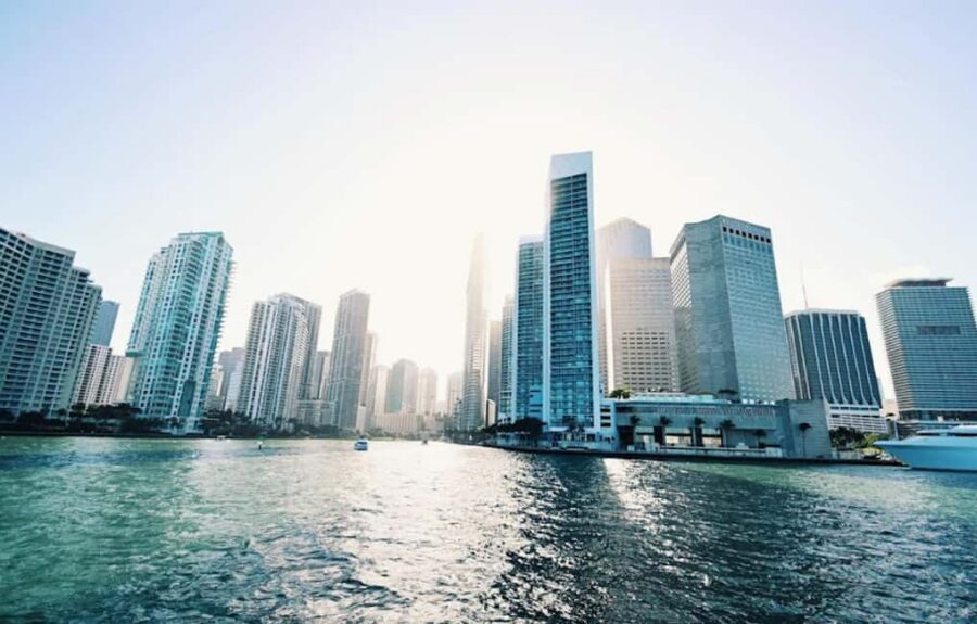 Miami: Biscayne Bay Millionaire's Homes Sightseeing Cruise - Price and Onboard Costs: Is $20 a Good Deal?