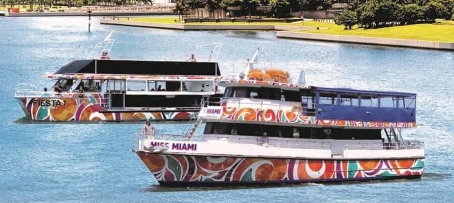 Miami: Celebrity Homes Boat Tour with Guide - First impressions: Bayside Marketplace to the water in about a minute