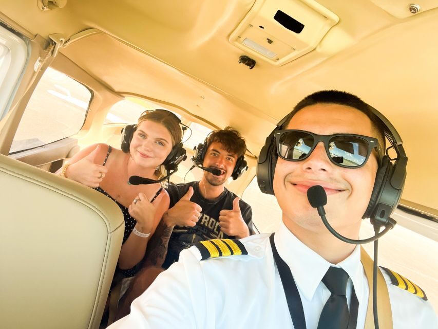 Miami: Downtown Private Airplane Tour with Soft Drinks - Key Points at a Glance