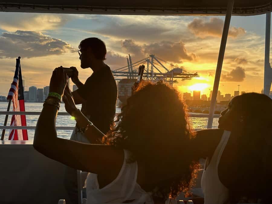 Miami Evening Boat Past Millionaire Homes on Water Taxi - The view-points that make this good value at $19