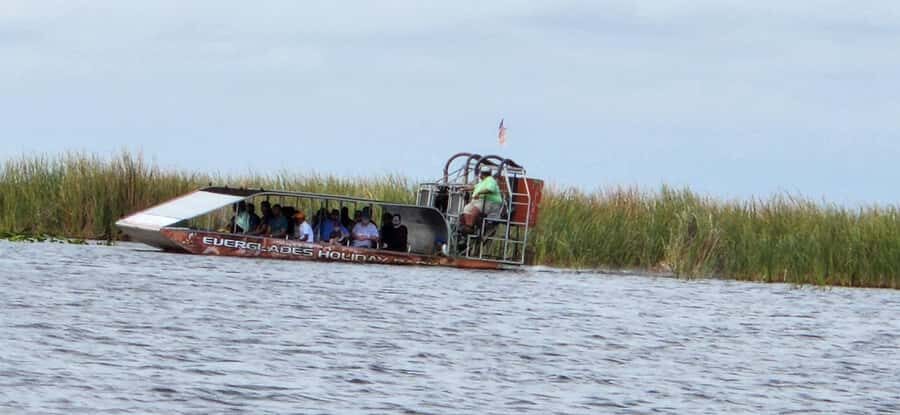 Miami: Everglades Airboat, Gator Encounter & Bus Transfer - Key highlights at a glance
