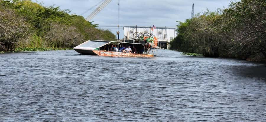 Miami: Everglades Airboat, Gator Encounter & Bus Transfer - What to Bring (and What Not To) for a Comfortable Airboat Day