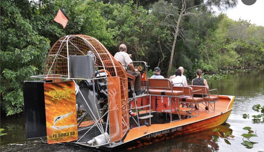 Miami: Everglades Airboat Ride and Tram Tour - The in-between break: fruit snacks and drinks before the airboat