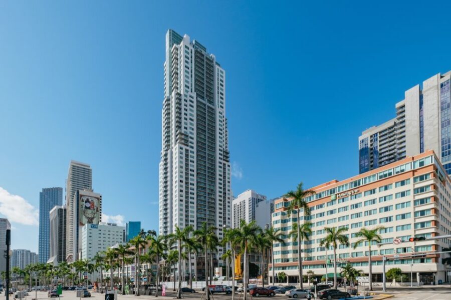 Miami: Half-Day Open-Top Bus Tour Plus Biscayne Bay Cruise - From Bus to Boat at Bayside Marketplace: What the Transfer Really Means
