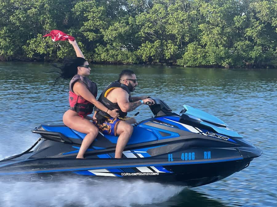 Miami: Jet Ski Adventure with Boat Ride from Downtown - Jet skis from downtown Miami: what the 90 minutes are really like
