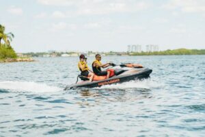 Miami: Jet Ski Rental in Biscayne Bay - Entering the riding zone near Miami Beach (and what you’ll actually do there)