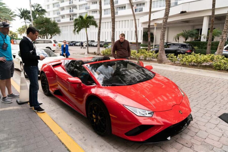 Miami: Lamborghini Huracán Ultimate Driving Tour Experience - MacArthur Causeway and Port of Miami: the last big stretch