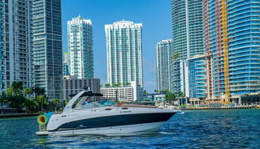 Miami: Private Boat Cruise & Guided Scenic Tour - Key highlights at a glance