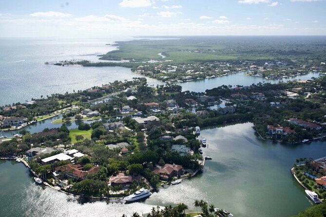 Miami Private Helicopter Tour for 3 Passengers - Flying above luxurious mansions: why the last minutes matter