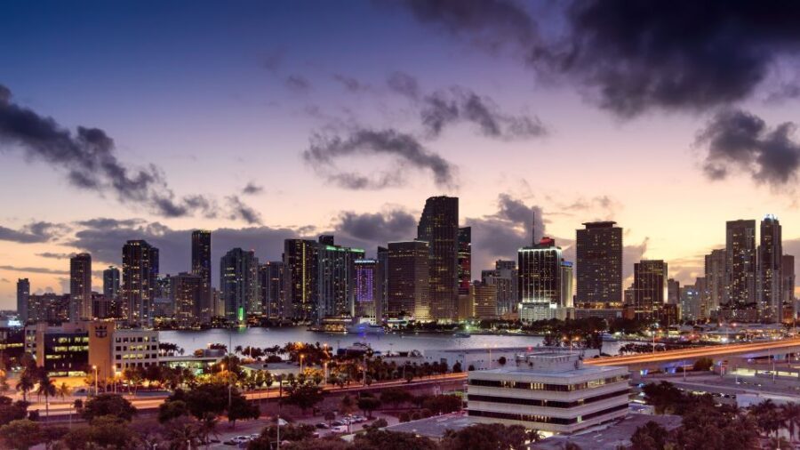 Miami: Private Luxury 50-Minute Airplane Tour with Champagne - Value: what you’re paying for and why it can feel worth it