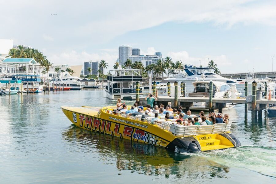 Miami: Sightseeing Speedboat Tour - Star Island and Fisher Island: Celebrity Homes at Speed