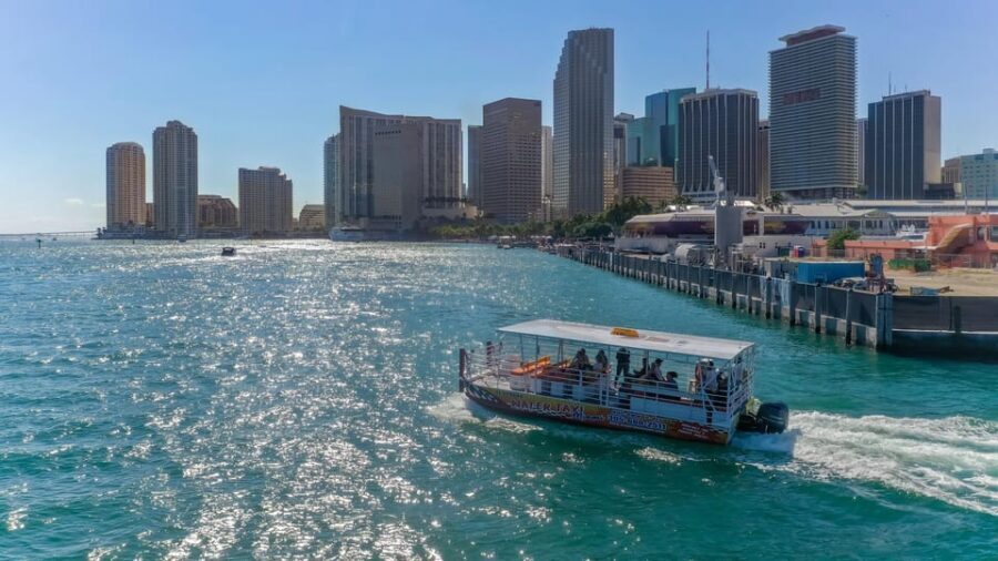 Miami: Skyline Sightseeing Cruise Millionaire Homes & River - Regal Marina to Biscayne Bay: The Route That Shapes the Views