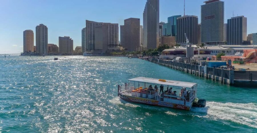 Miami: Skyline Sightseeing Cruise Millionaire Homes & River - The Islands and Skyline Stops You’ll Want Your Camera Ready For